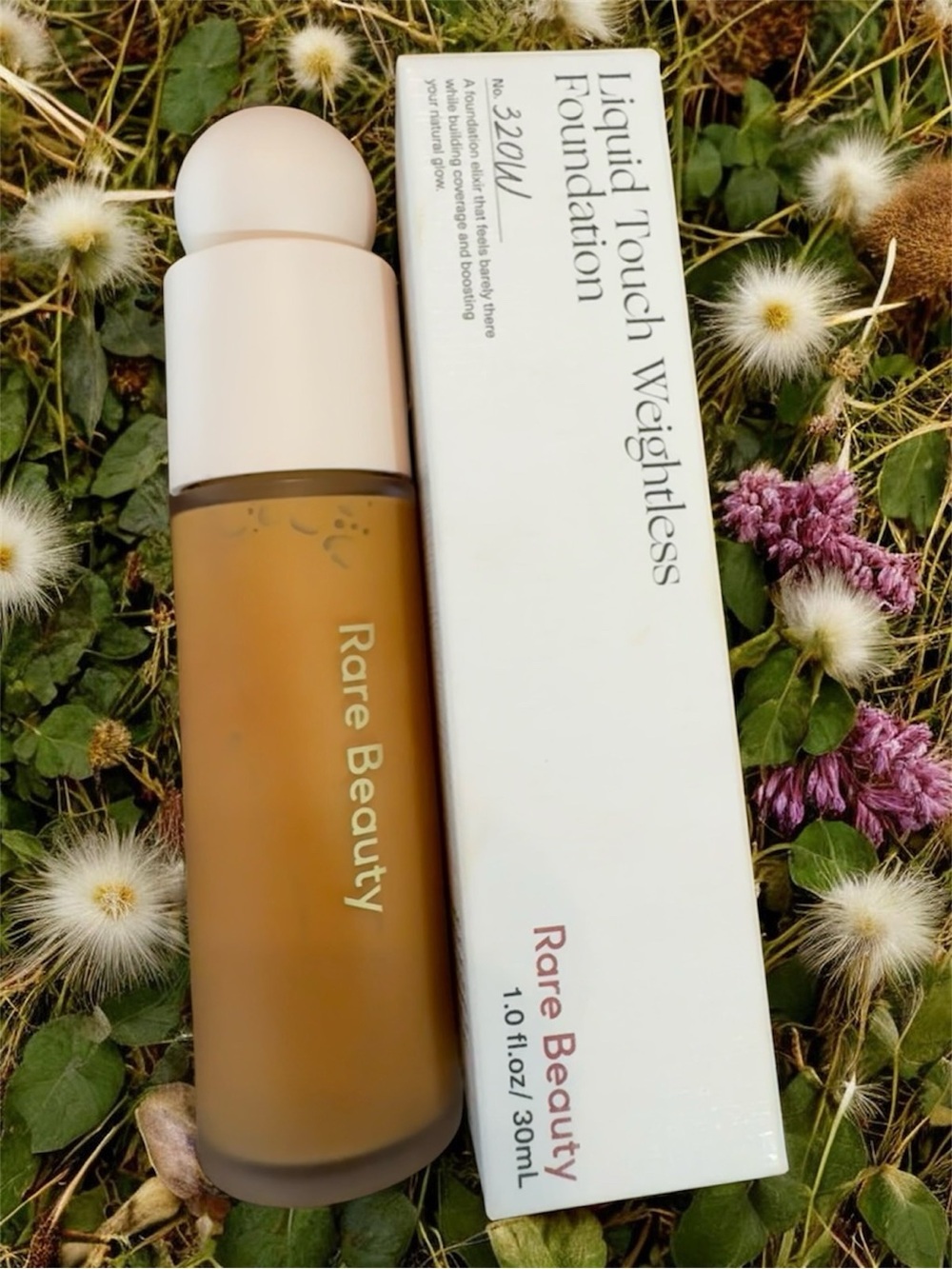 Liquid Touch Weightless Foundation